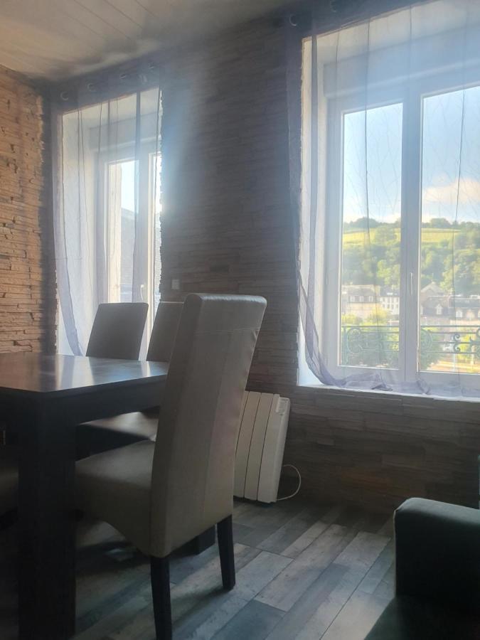 Bienvenue Chez Les Ch'Oups Le Loft 50 M2 Apartment La Bourboule ภายนอก รูปภาพ
